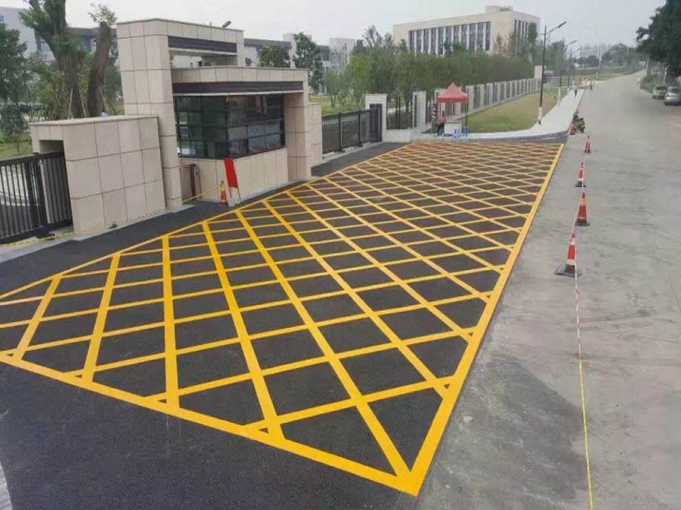 禁停線